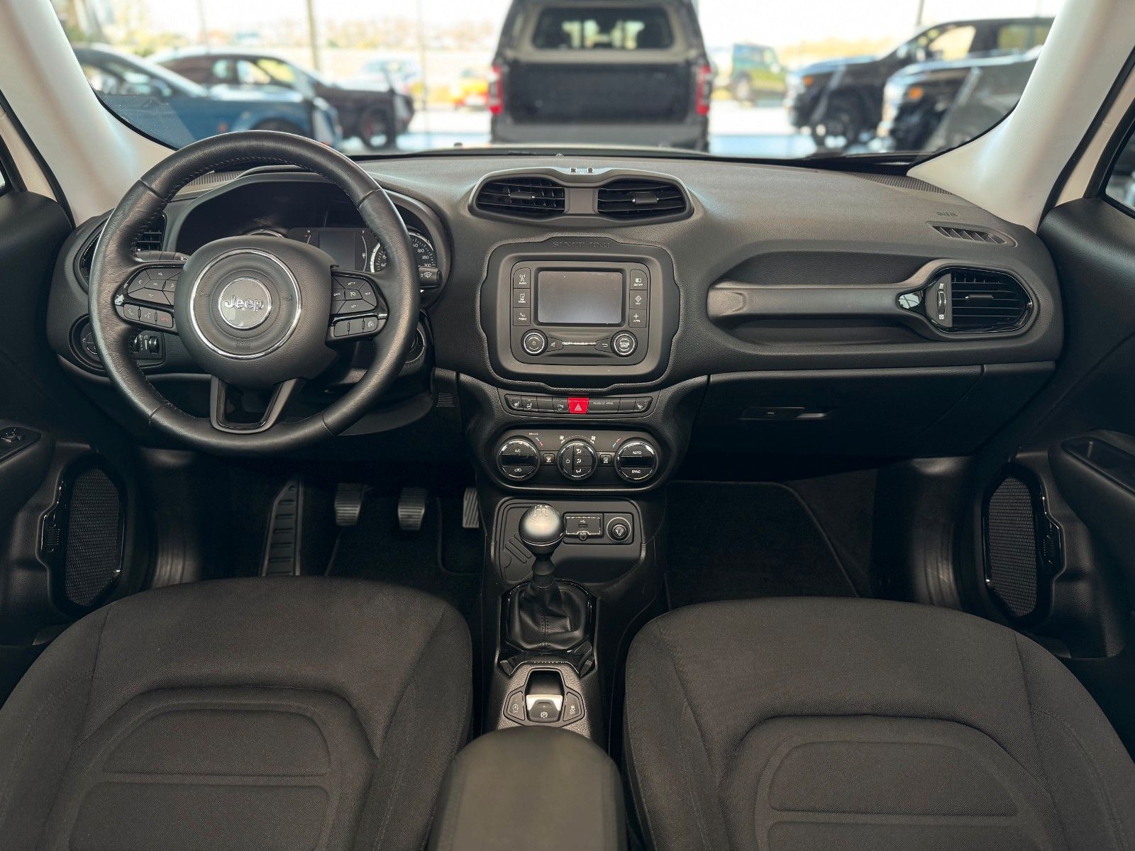 Fahrzeugabbildung Jeep Renegade 1.6 E-torQ Night Eagle FWD "Navigation"