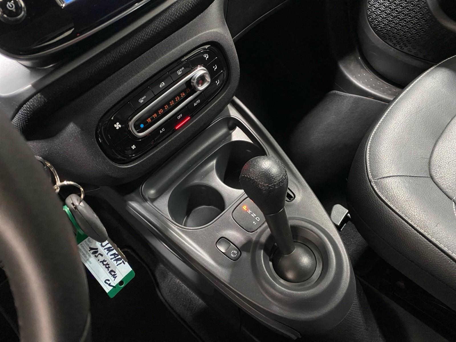 Smart ForTwo coupe Aut Prime KAMER SHZ PANO LEDER NAVI