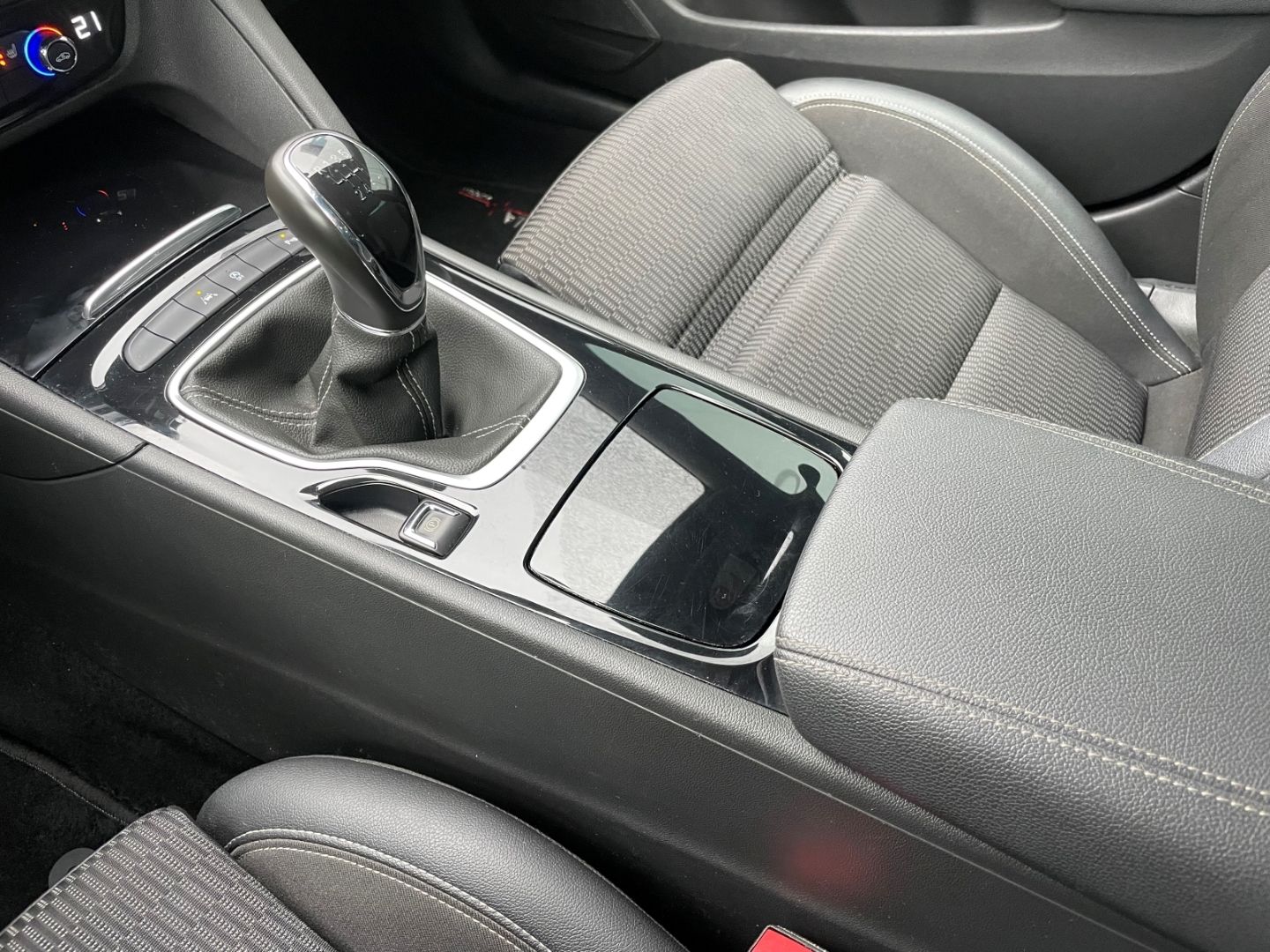 Fahrzeugabbildung Opel Insignia B Sports Tourer INNOVATION LED Navi