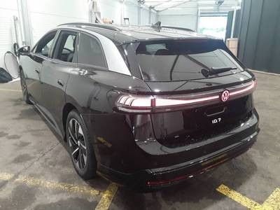 ID.7 Tourer PRO electric IQ LIGHT+KAMERA+AHK+AUG