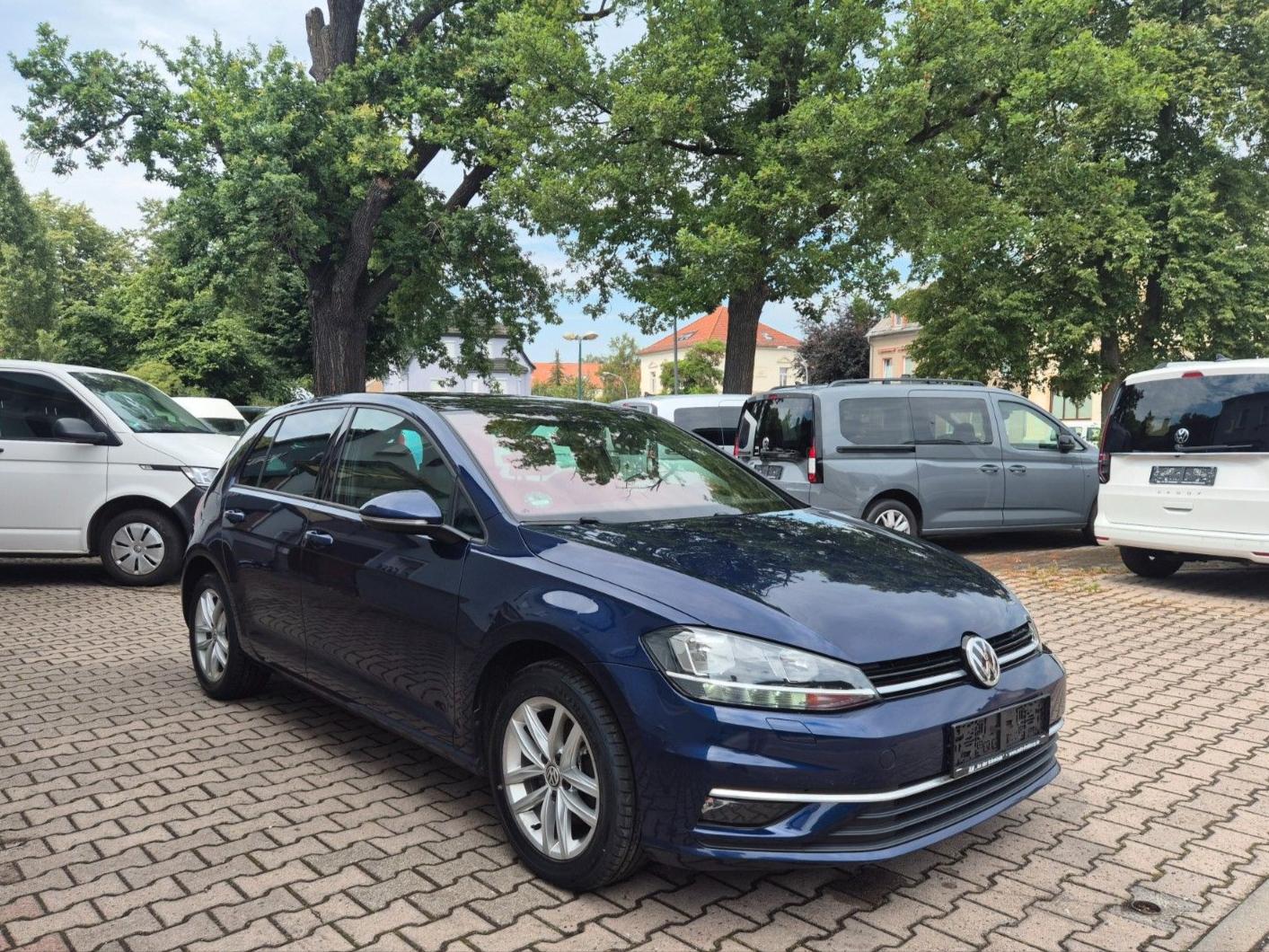 Volkswagen Golf VII Comfortline,Pano,Klimaaut,Sitzhzg