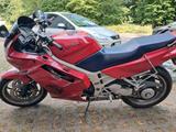 Honda VFR 750 - HONDA VFR 750