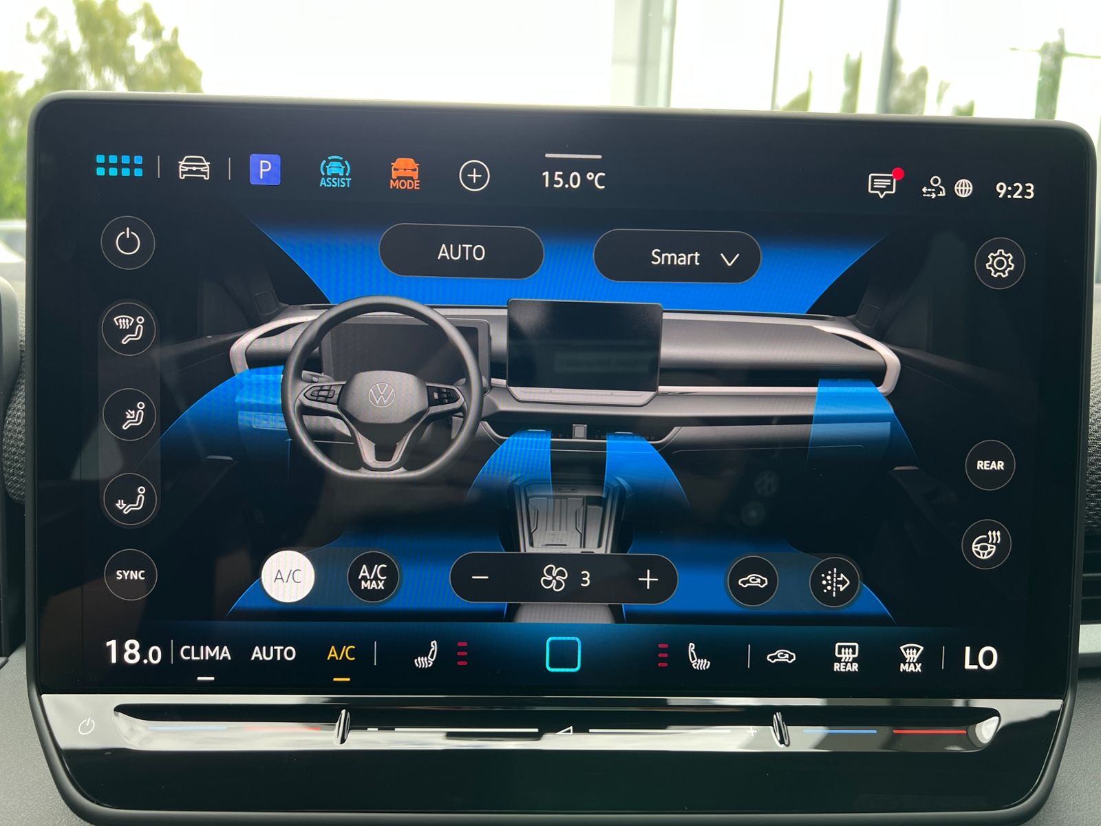 Fahrzeugabbildung Volkswagen T-Roc R-Line 1.5 eTSI DSG *AHK, LED, ACC, 18"-LM