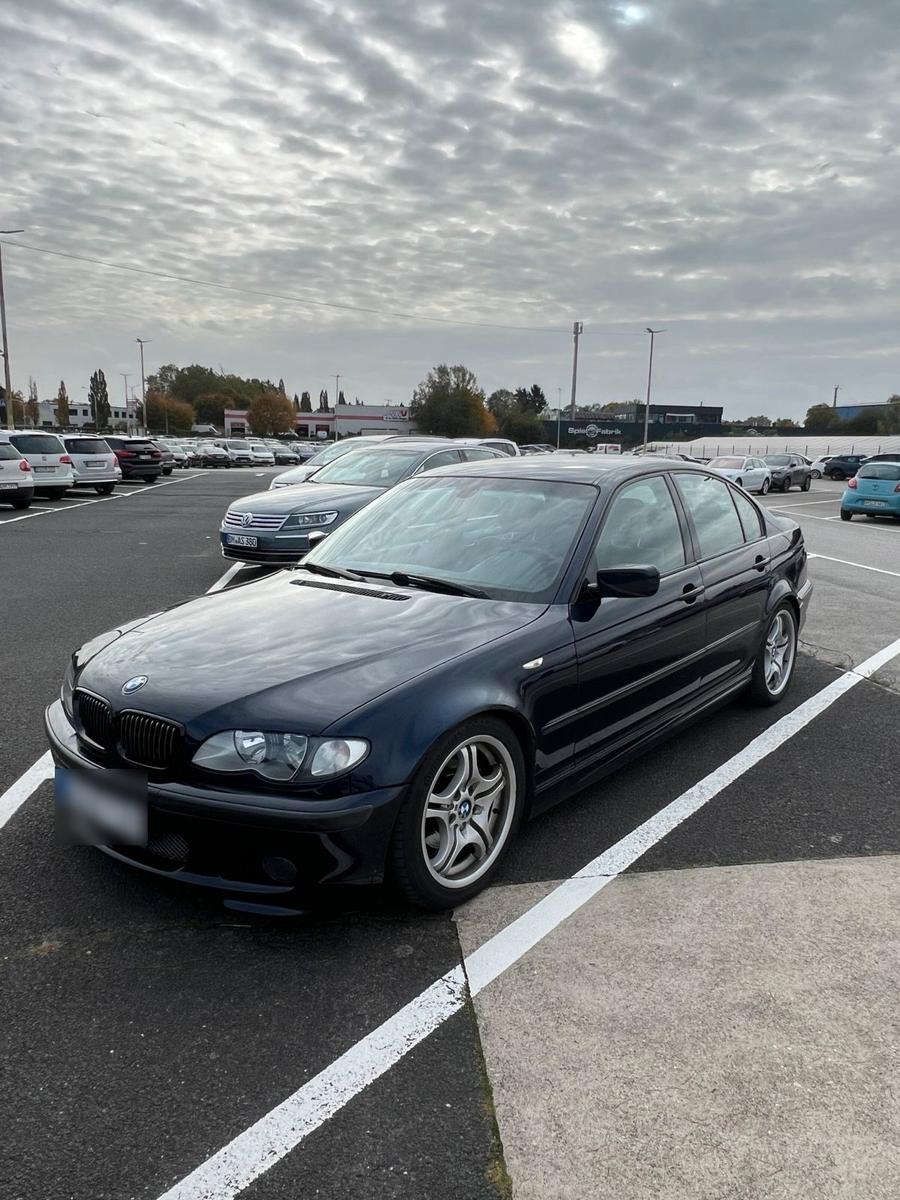 BMW 320