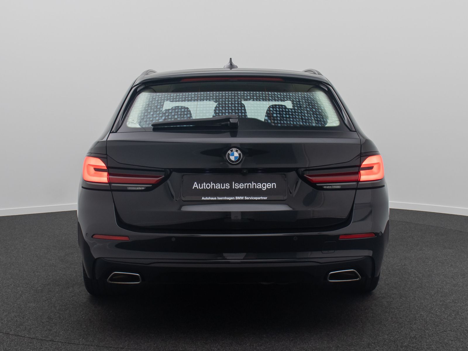 Fahrzeugabbildung BMW 520d xD Sportsitz AHK Alarm DAB Kamera 4xKlima