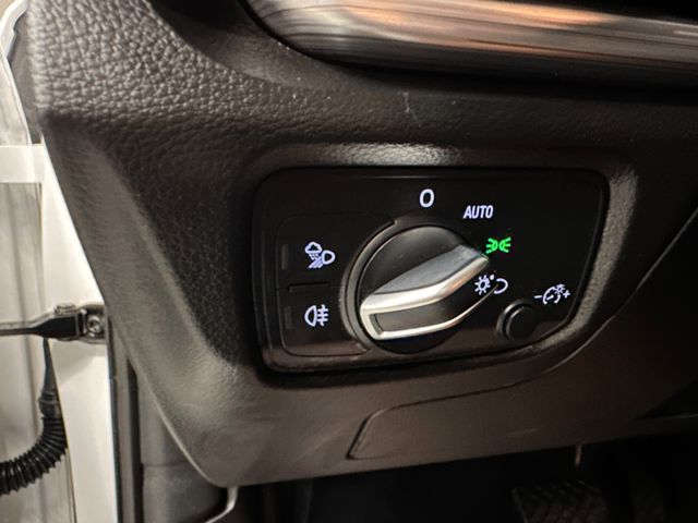 Audi A3 Sportback e-tron sport*2. Hand*Klima*Navi*LED