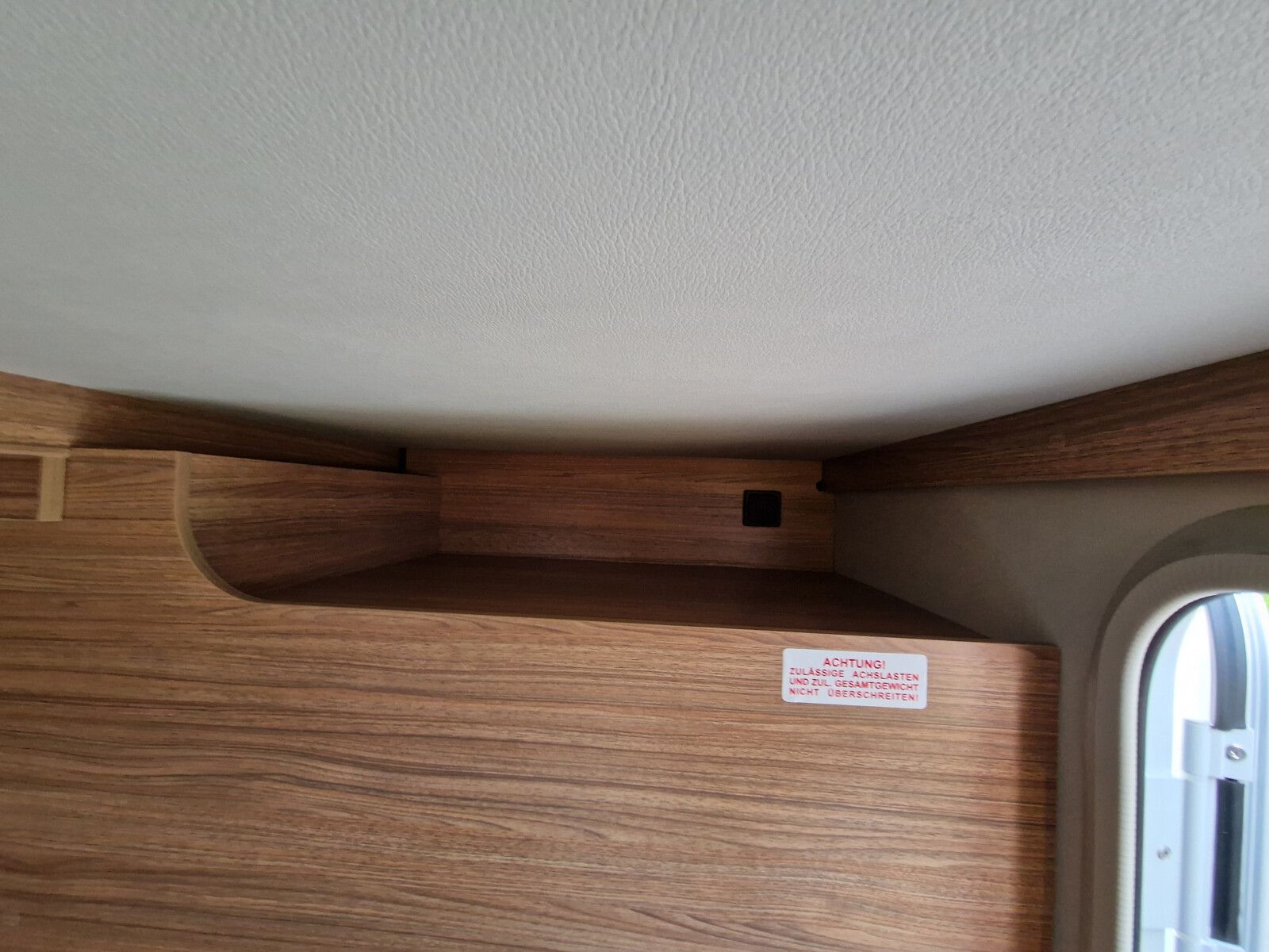 Fahrzeugabbildung Weinsberg CaraCompact EDITION PEPPER 600 MEG