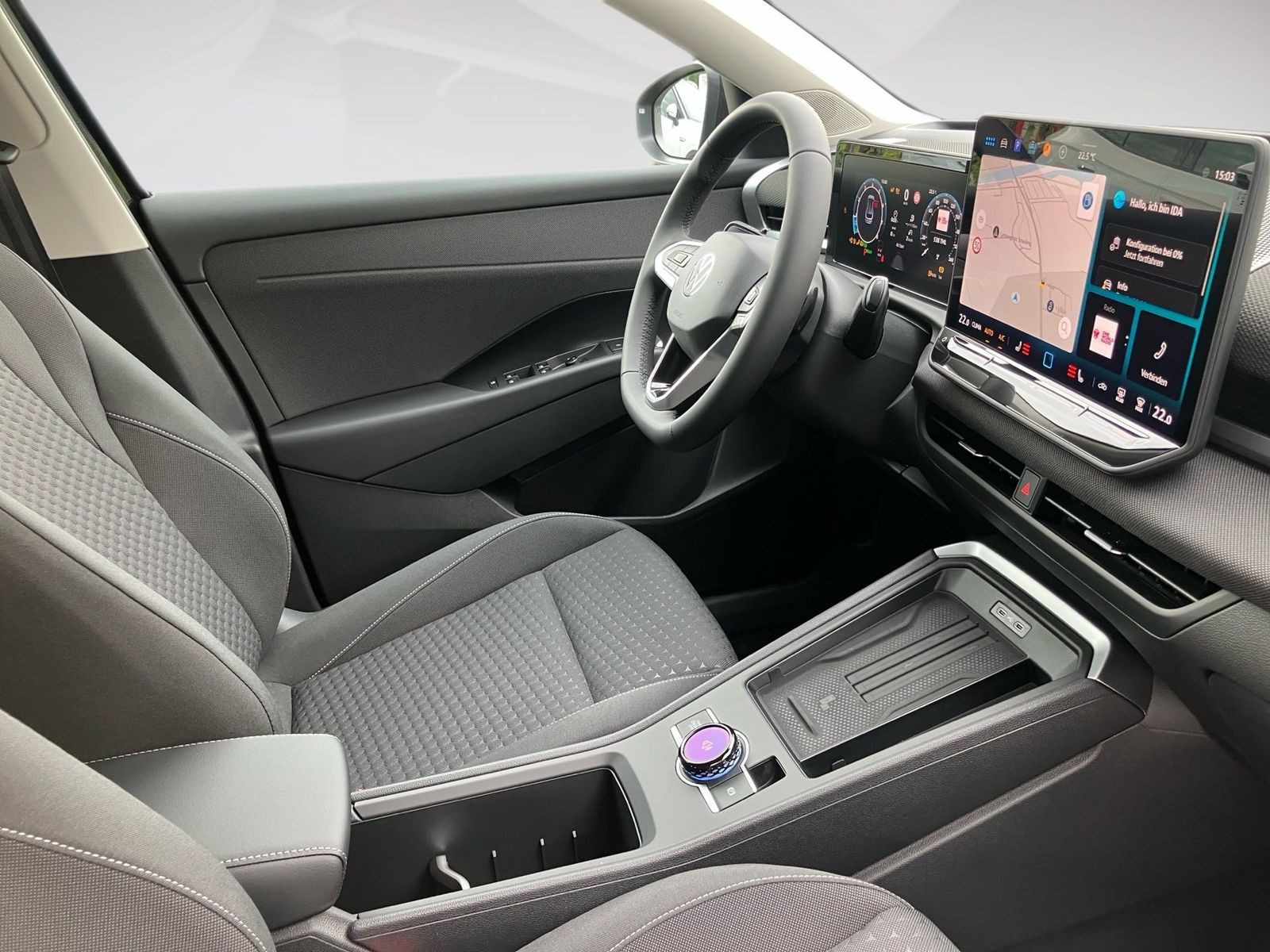 Volkswagen T-Roc - Bild 9