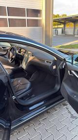 Tesla Model S 85 - free supercharging SC01 - gebrauchte Tesla Model S aus dem Jahr 2014