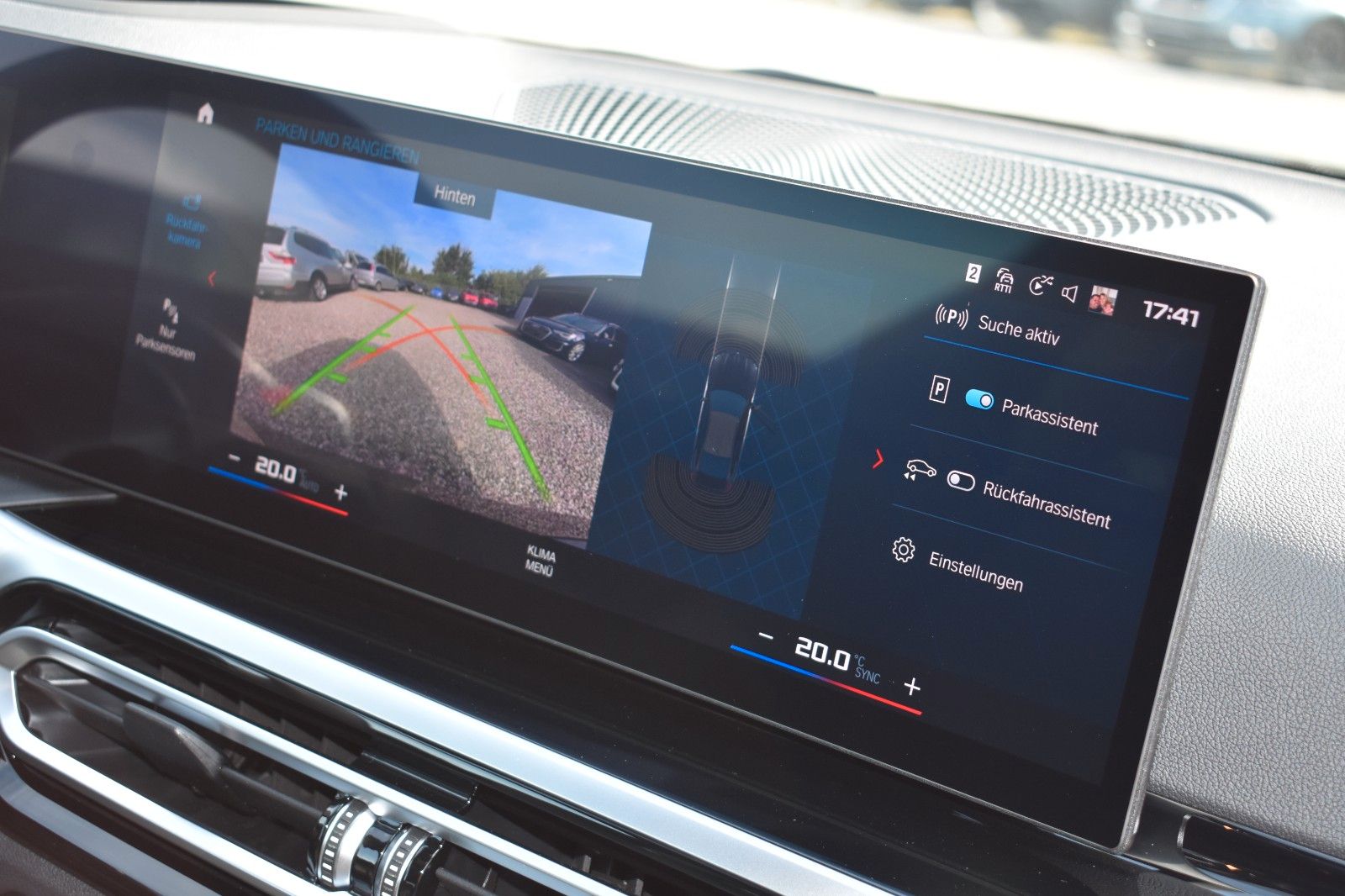 Fahrzeugabbildung BMW M4 Coupe xDrive Competition