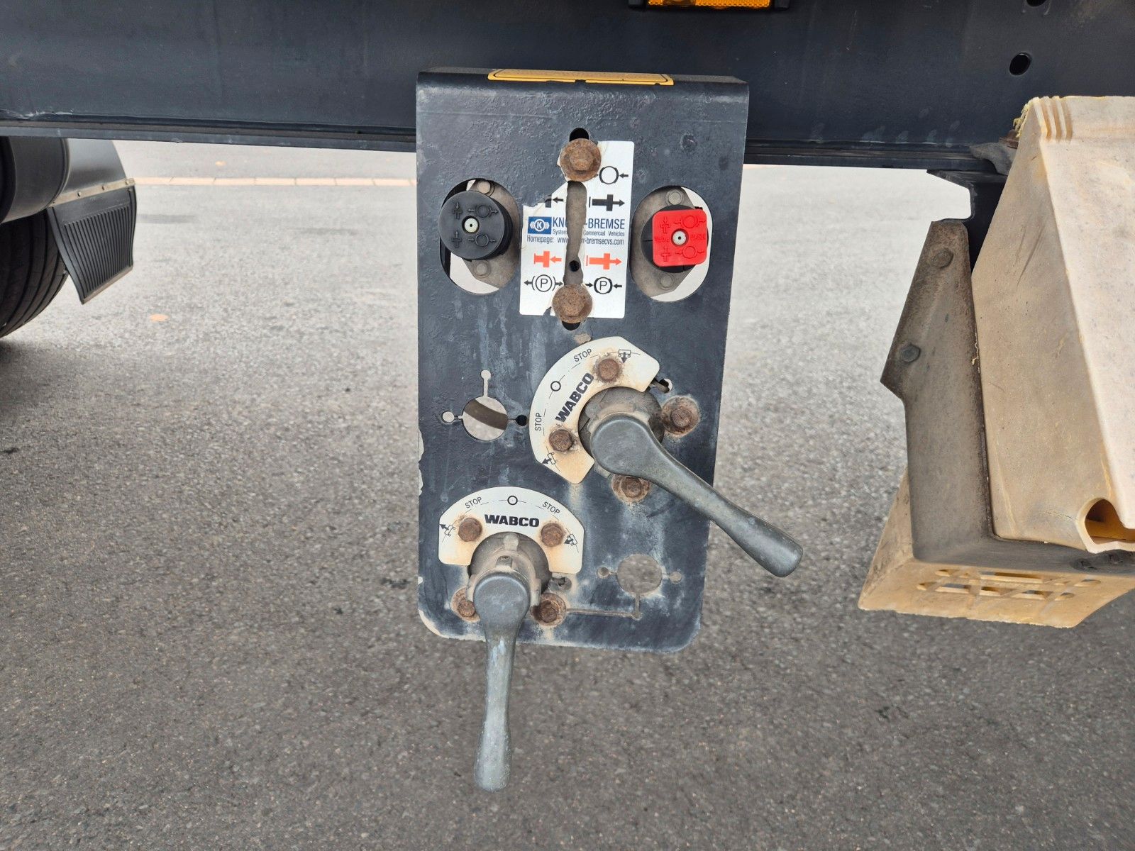 Fahrzeugabbildung Kempf HKD 18 Kipper BPW 50er 13.800kg NL