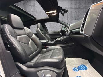 Porsche Cayenne Diesel*PANO*PDLS*PCM*XENON*LEDER*1.HAND