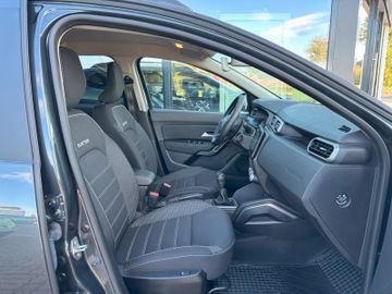 Dacia Duster TCe 130 Journey+