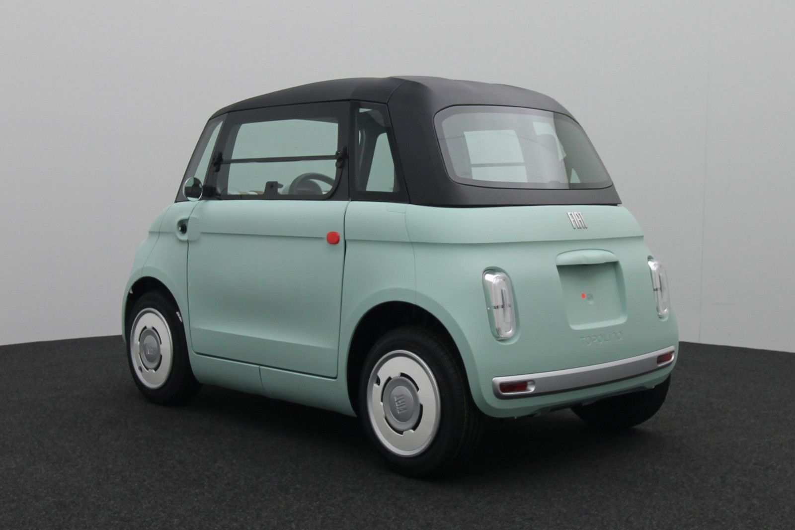 Fahrzeugabbildung Fiat Topolino *FAHREN AB 15* 7 kWh