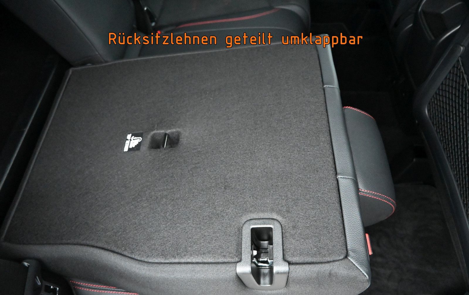 Fahrzeugabbildung Mercedes-Benz GLA 250 DCT AMG Line °DISTRONIC°HUD°STANDHEIZUNG