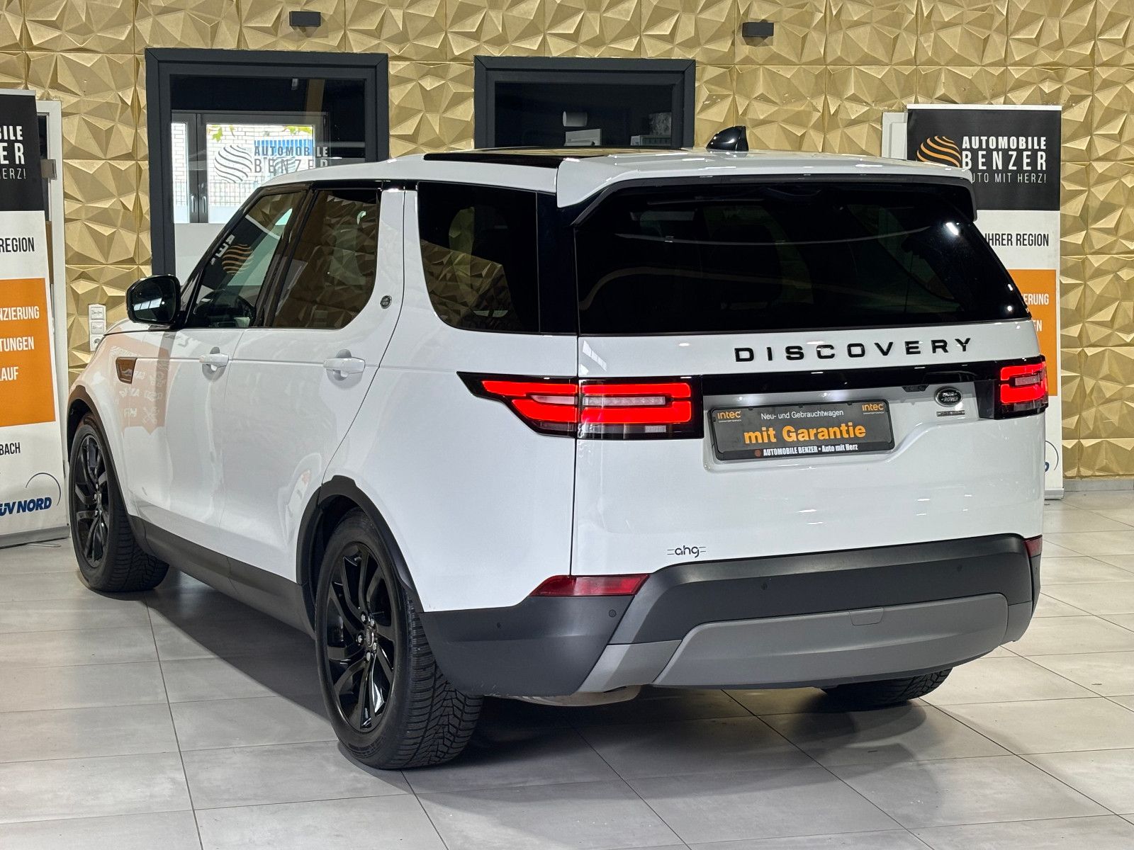 Fahrzeugabbildung Land Rover Discovery 5 HSE SDV6/7-SITZE/PANORAMA/EXCLUSIVE