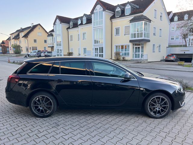 Opel Insignia A Sports Tourer 2.0 TDCI  *Innovation*