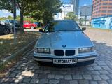 BMW 316 318i Coupe - BMW 316 aus 1997: 316i