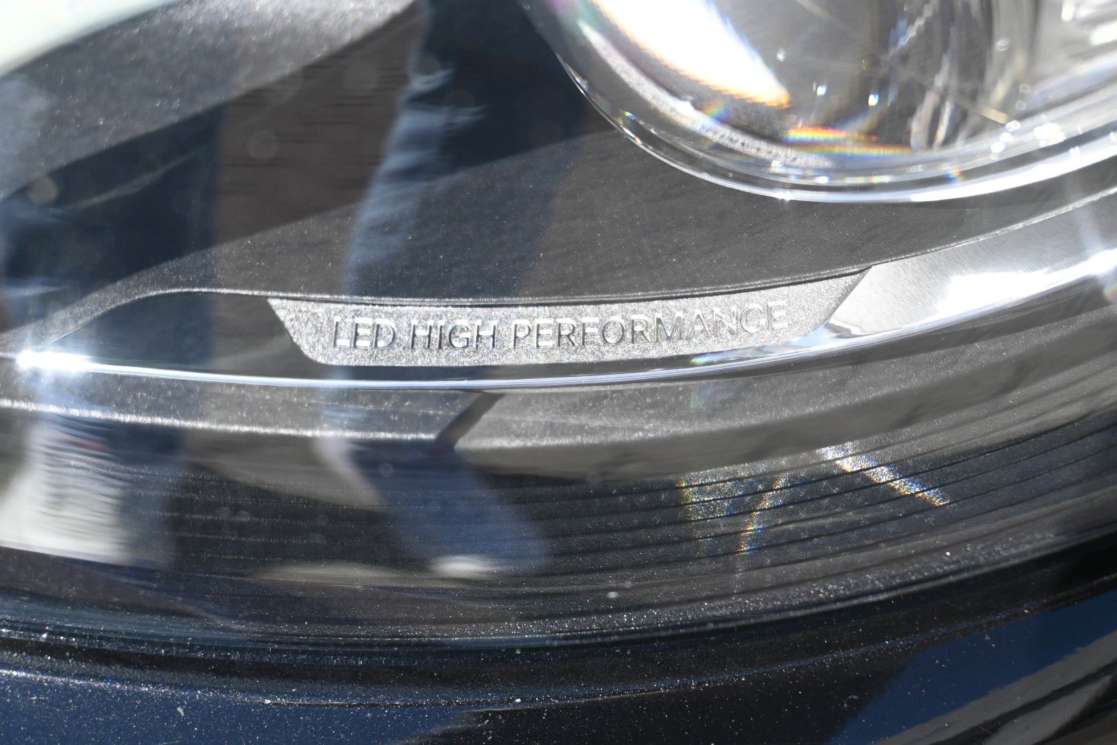 Fahrzeugabbildung Mercedes-Benz E 200 Autom. T-Modell 4Matic*RFK*LED*BLIS*