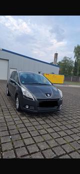 Peugeot 5008 7 Sitzer - Peugeot 5008 in Saarbrücken