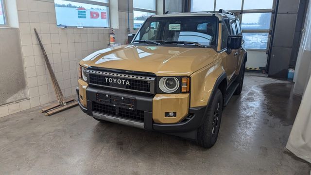 Toyota NEW Land Cruiser 2.8 D-4D First Edition