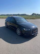 Audi S3 TFSI S tronic quattro Sportback - - Audi S3 mit Benzin-Antrieb: Schiebedach, Limousine