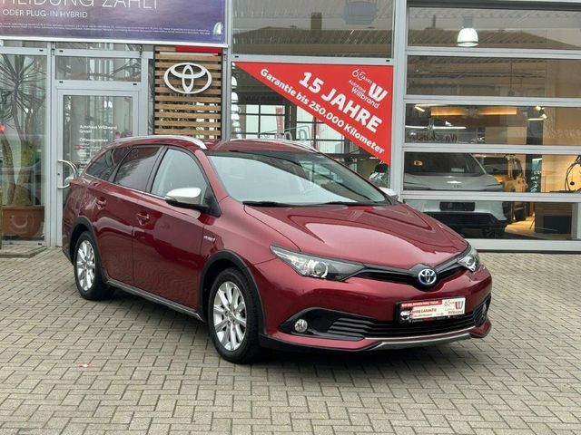 Toyota Auris TS Hybrid Free Style 1.8 Klimaautom DAB SH