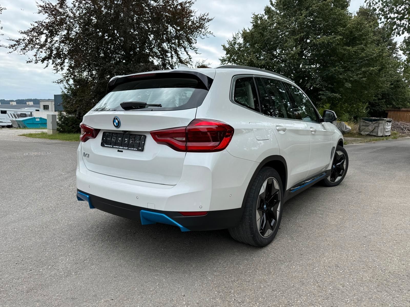 BMW iX3 Impressive / Panorama / 306 Grad / LED / 20" foto 6