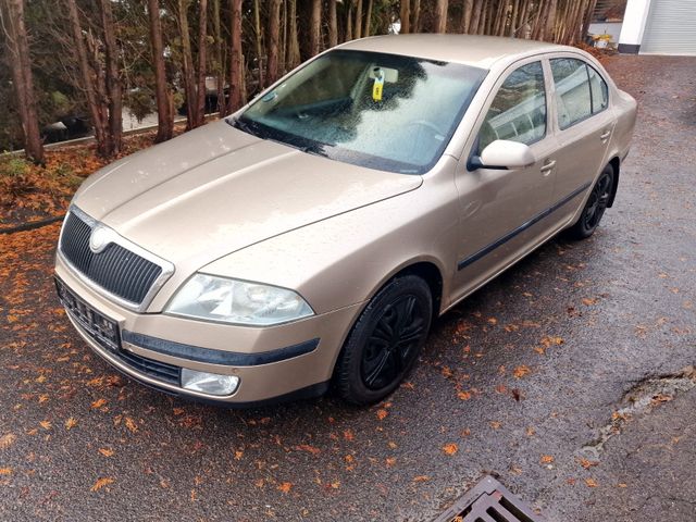 Skoda Octavia Lim.Elegance 1,9TDI,Leder,Klimaaut. Nr.8