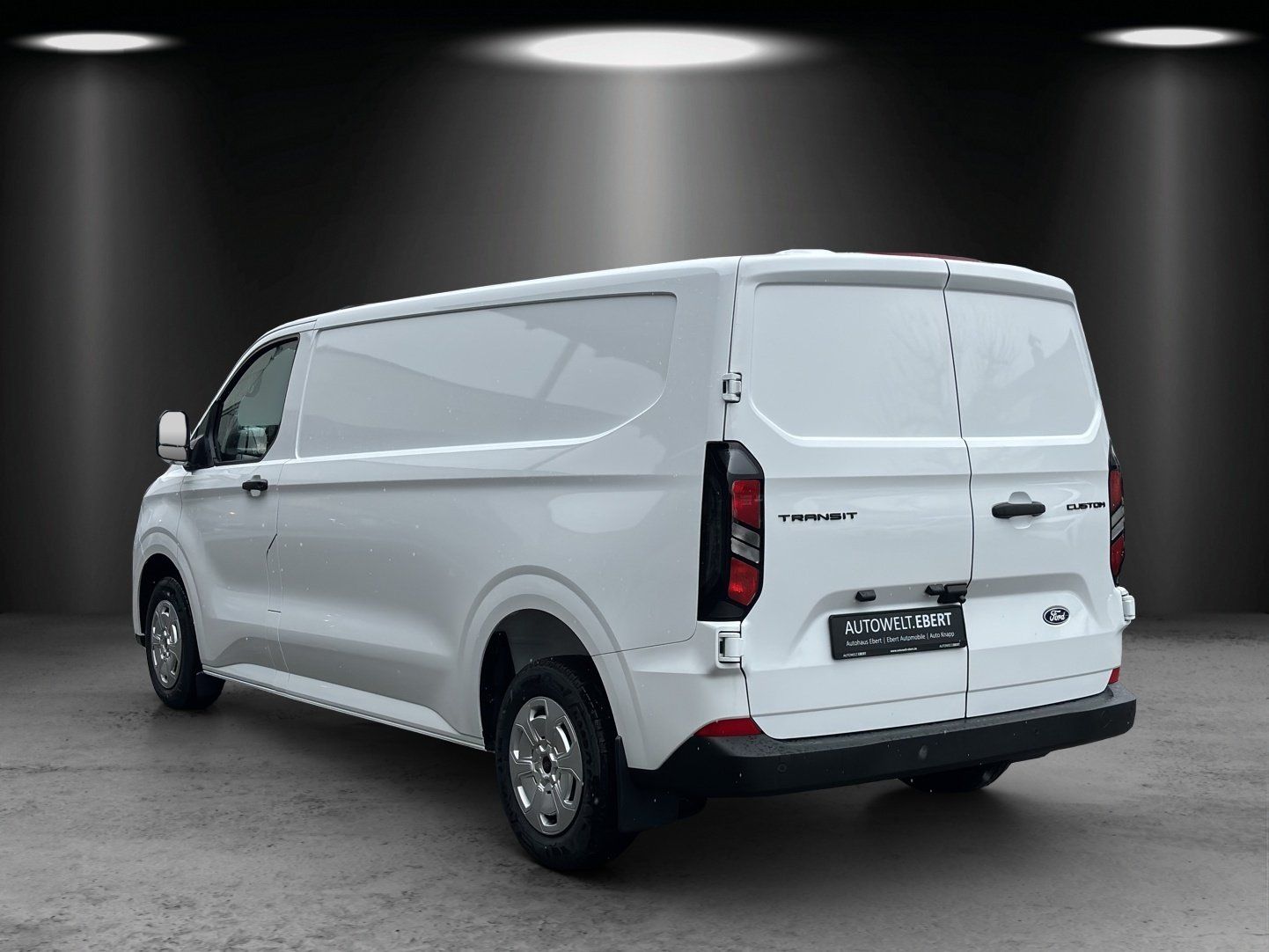 Fahrzeugabbildung Ford Transit Custom 320L2 150PS AHK GJR Laderaum Pak.
