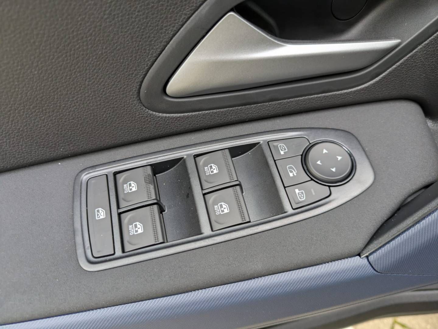 Fahrzeugabbildung Dacia Bigster Expression TCe 130 4x4