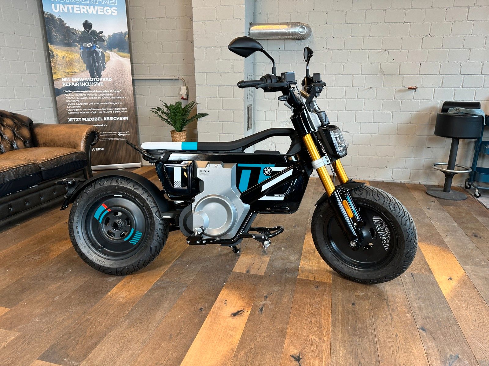 Fahrzeugabbildung BMW CE02 AM - Sofort verfügbar!