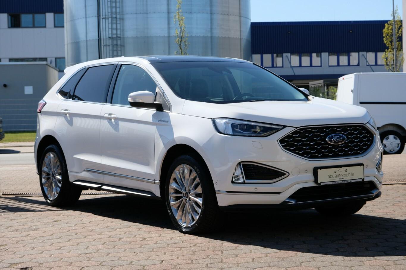 Ford Edge Vignale 4x4 Pano Standheizung