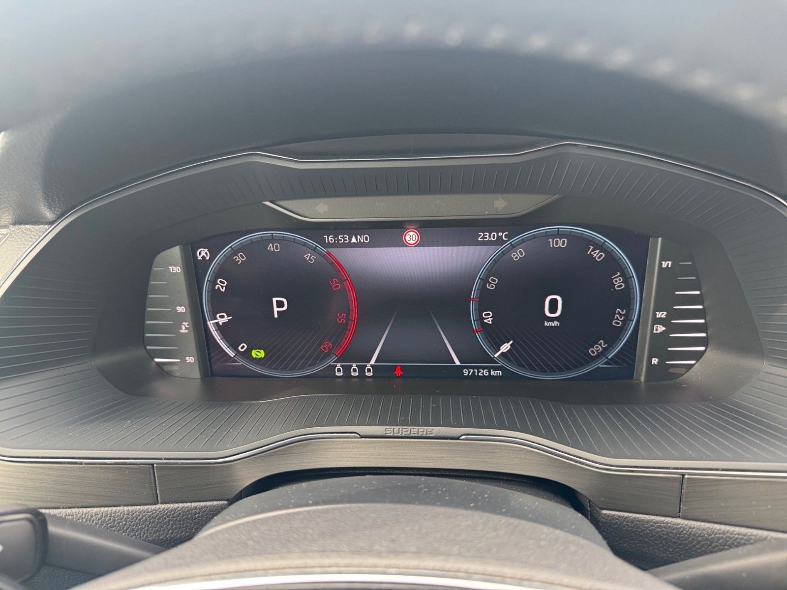 Fahrzeugabbildung SKODA Superb Combi Style 2.0 TDI