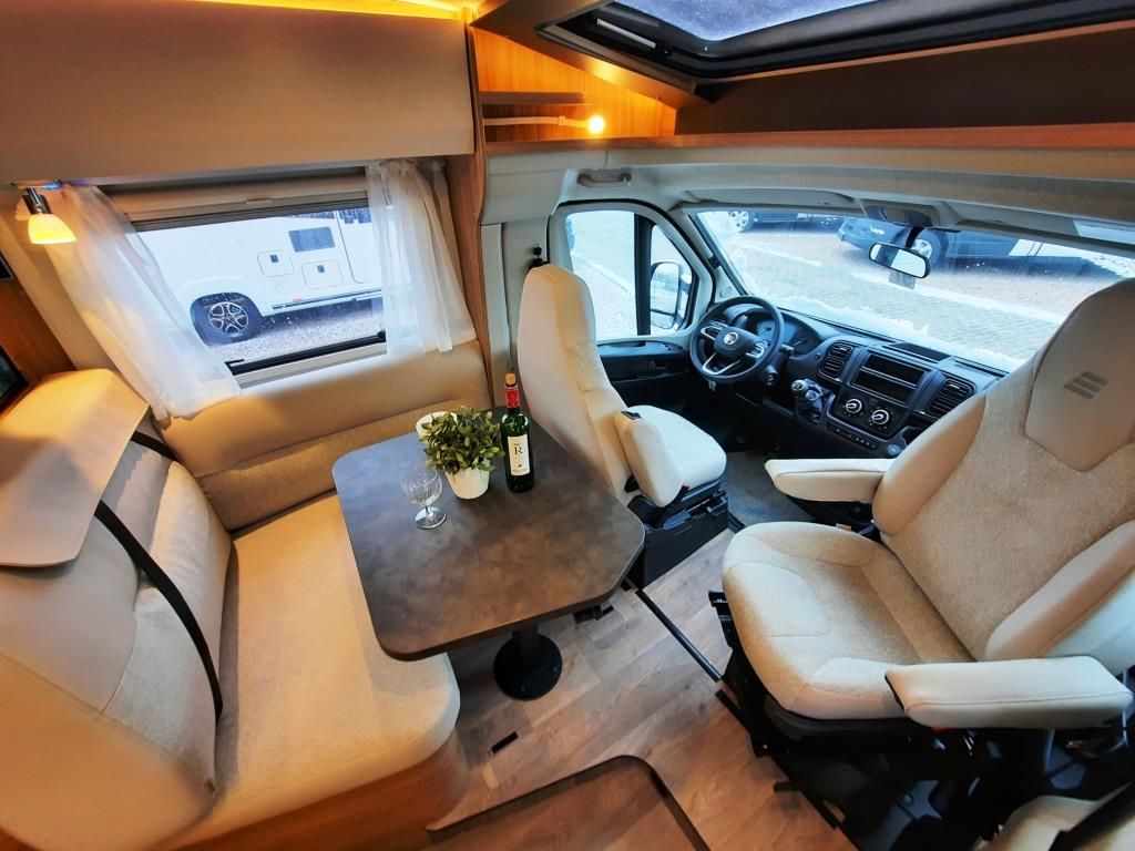 Fahrzeugabbildung HYMER / ERIBA / HYMERCAR Exsis-t 580 Pure Verfüg./Sparen Sie 18.712,- €