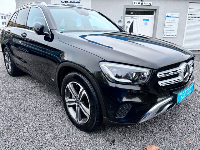 Mercedes-Benz GLC 200 AMG 4Matic Autom Navi LED Garantie TOP!