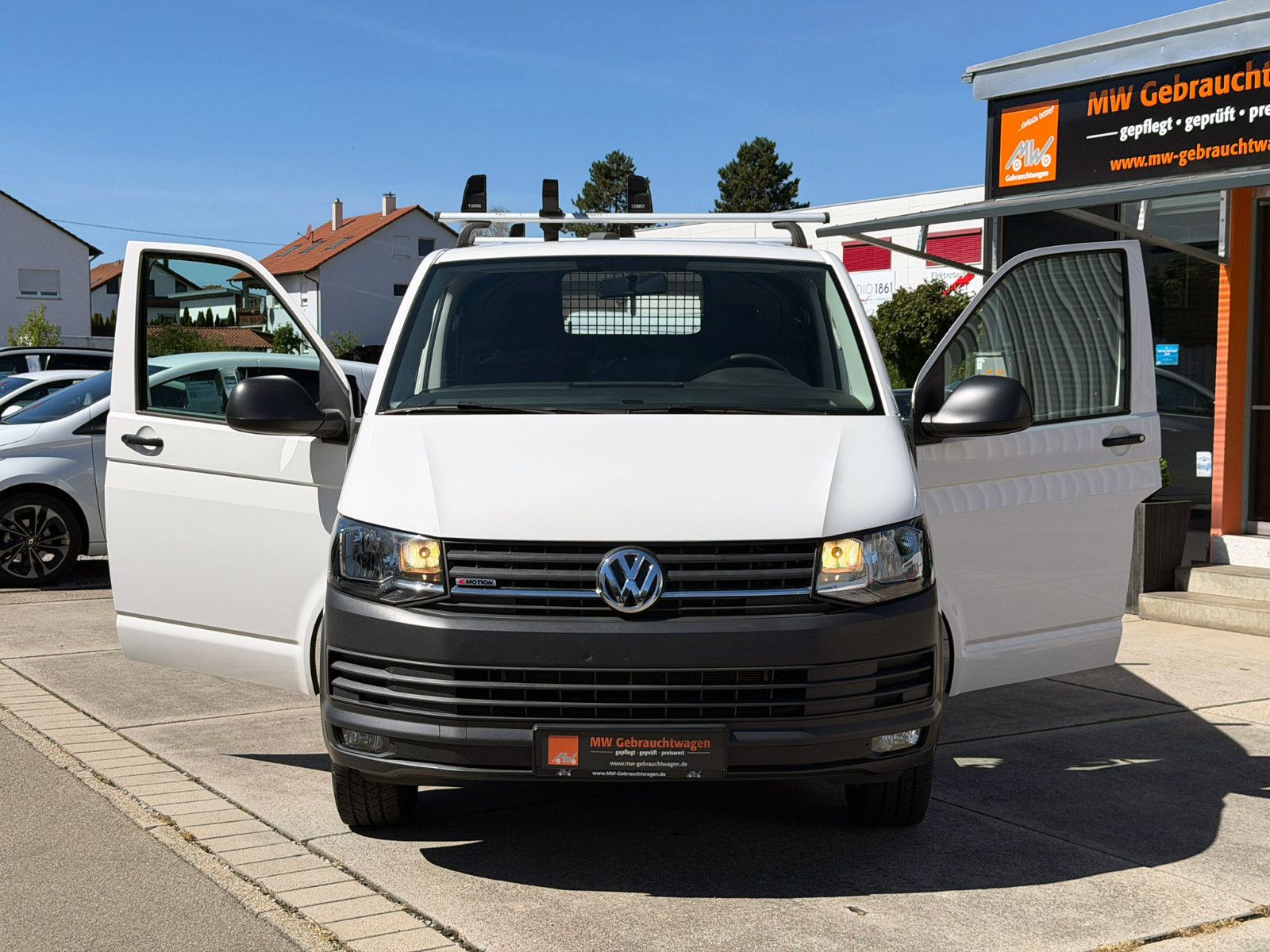 Fahrzeugabbildung Volkswagen T6 Transporter Kasten lang 4Motion KAM NAV SHZ