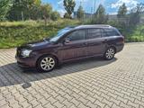 Toyota Avensis 1.8 - Toyota Avensis aus 2007: Kombi