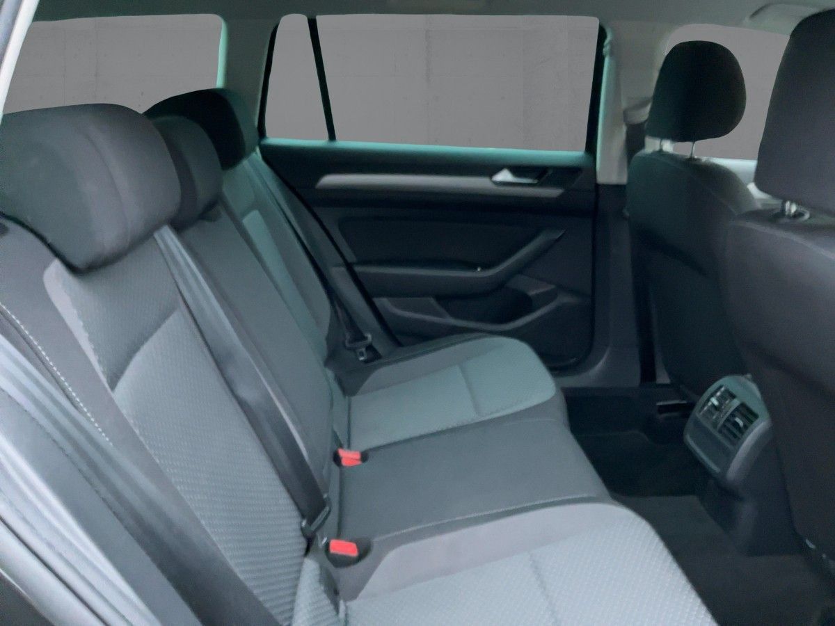 Volkswagen Passat Variant - Bild 13