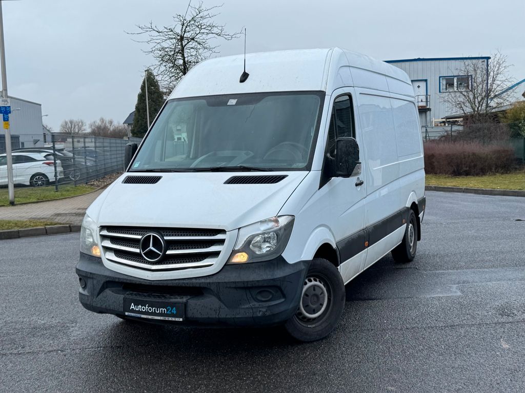 Image of Mercedes-Benz Sprinter