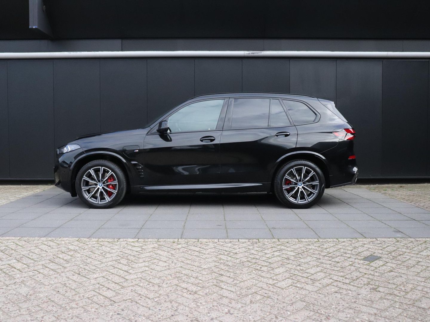 BMW X5 xDrive50e Launch Edition | M SPORT | LEDER | imagem 2