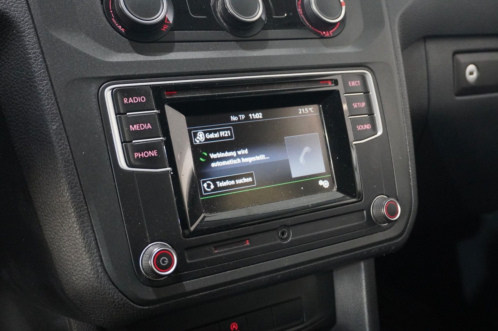 Fahrzeugabbildung Volkswagen Caddy 1.4 TSI TRENDLINE DSG 5-SITZE KLIMA/AHK