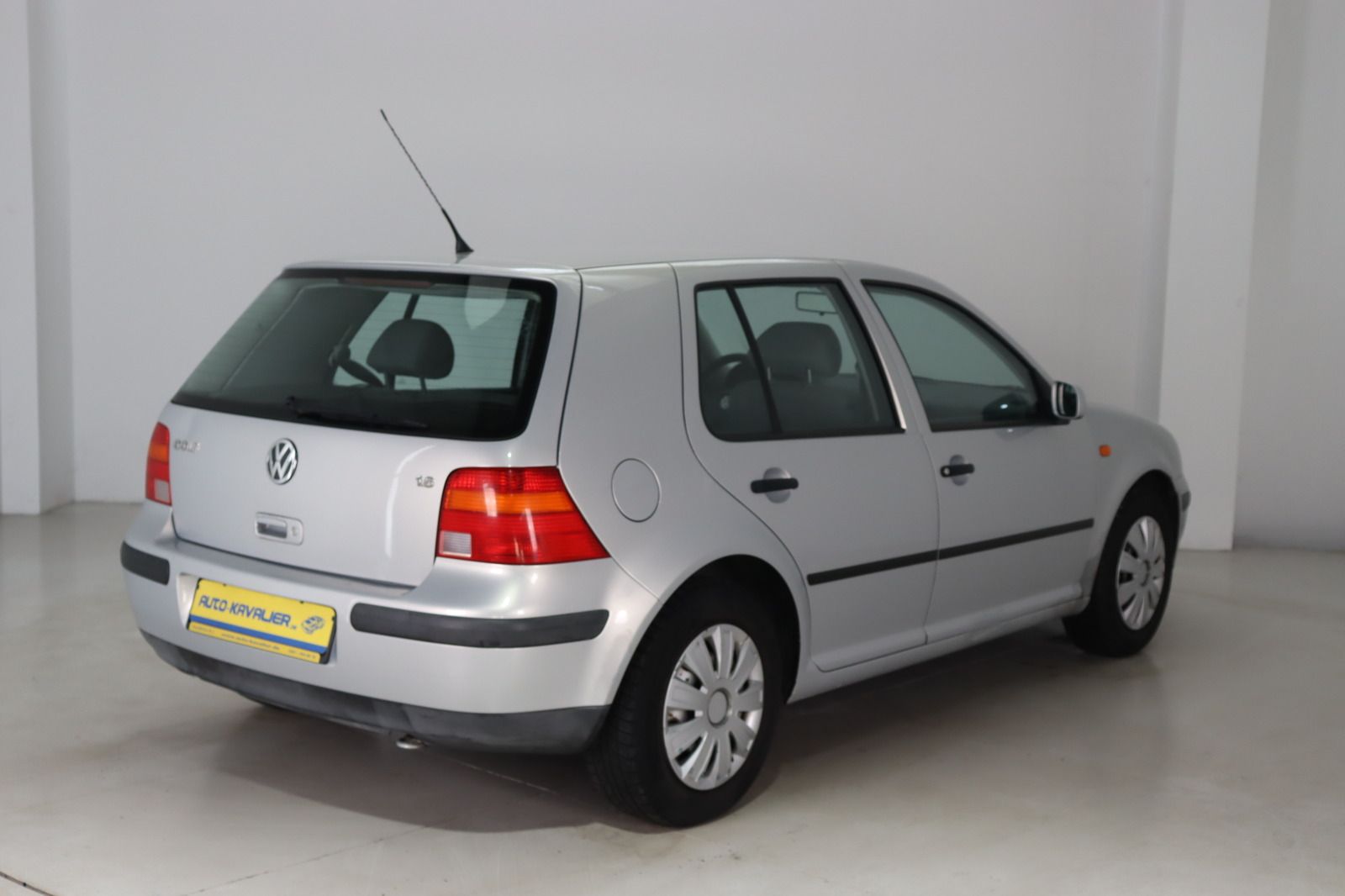 Fahrzeugabbildung Volkswagen Golf 1.6 * Klima *