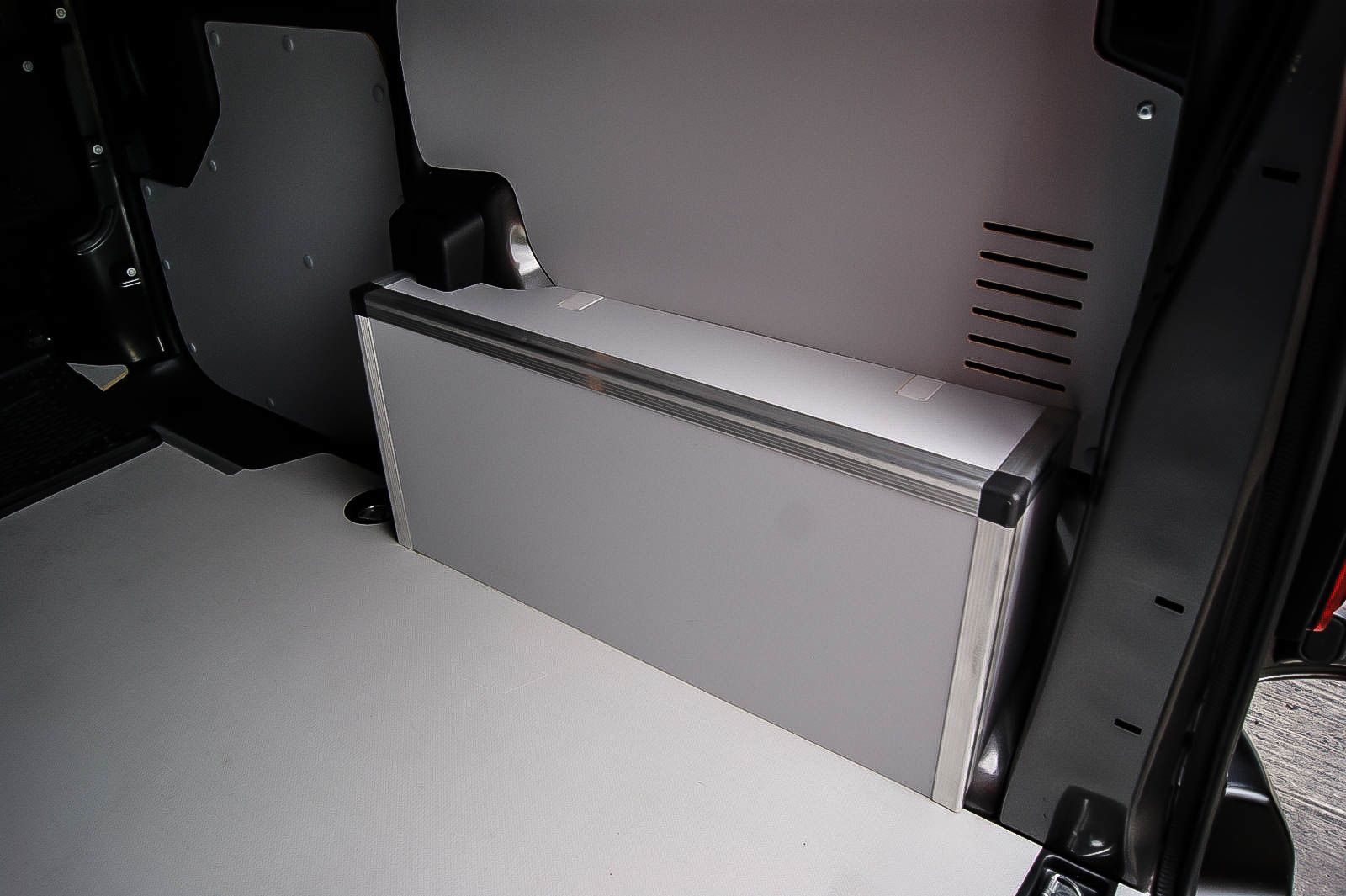 Fahrzeugabbildung Opel Vivaro Kasten 1.5d  Edition S Apple CarPlay ANHZ