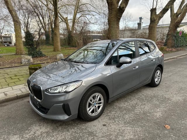 BMW 218 Active Tourer AUTOMATIK*LIVE*NAVI*KAMERA*LED