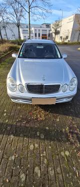 Mercedes-Benz E 320 CDI 4MATIC T AVANTGARDE Avantgarde - Mercedes-Benz E 320 aus 2005: Cdi