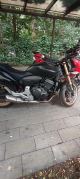 Honda Hornet PC 41 - MOTORRAD VON 501 BIS 750 CCM