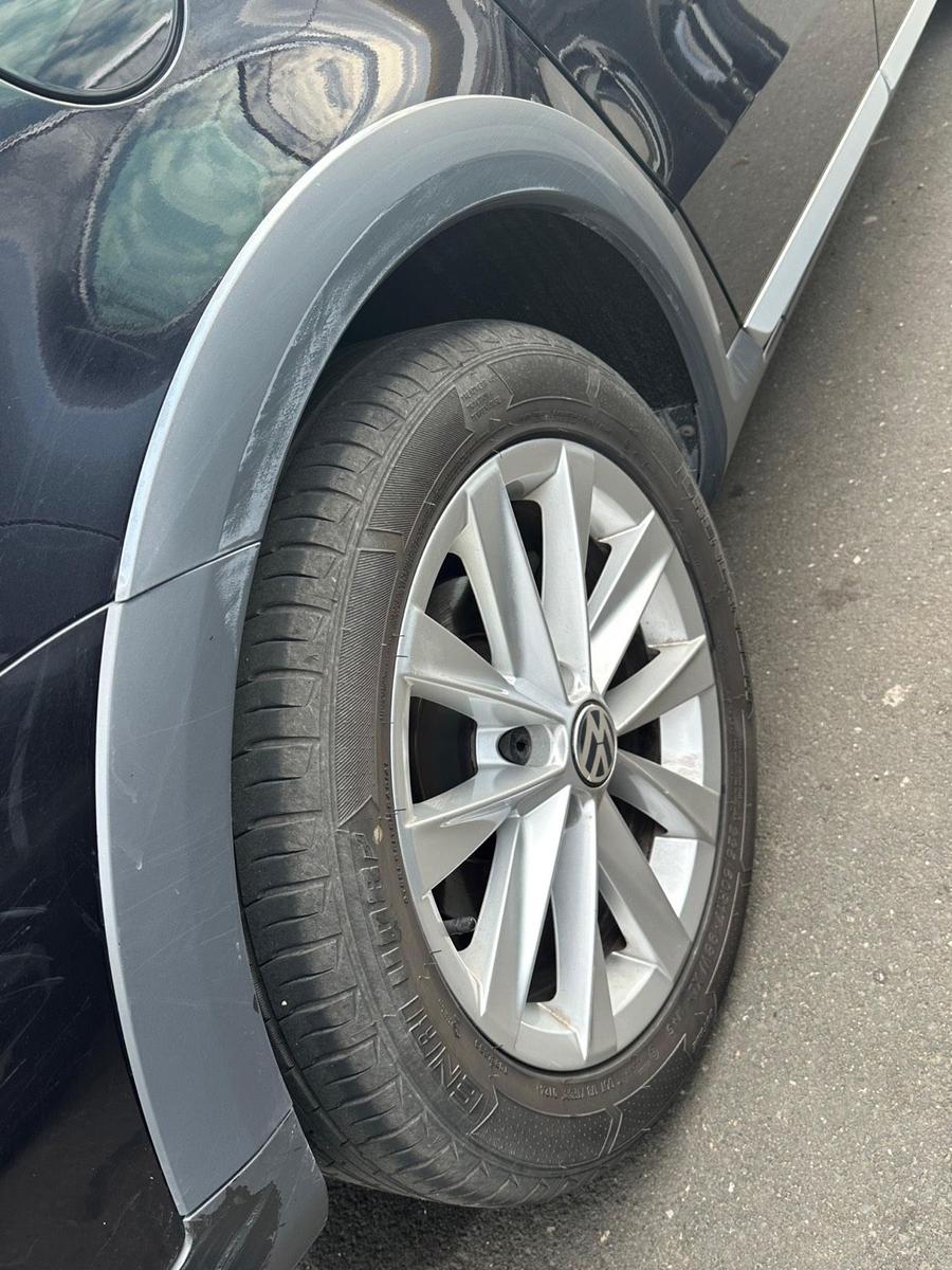 Volkswagen Passat 2012 — photo 8