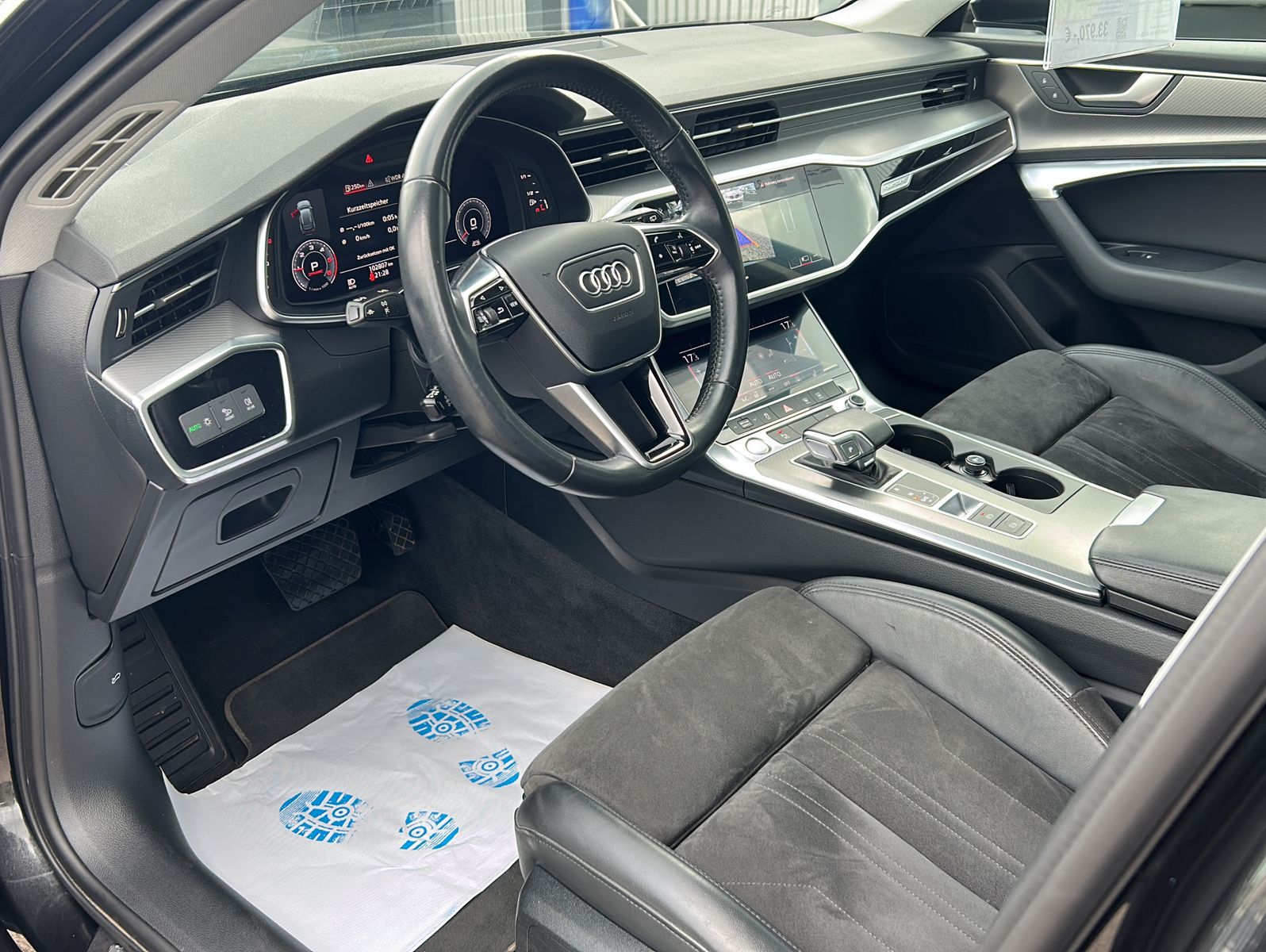 Fahrzeugabbildung Audi A6 Avant 45 TDI quattro SPORT
