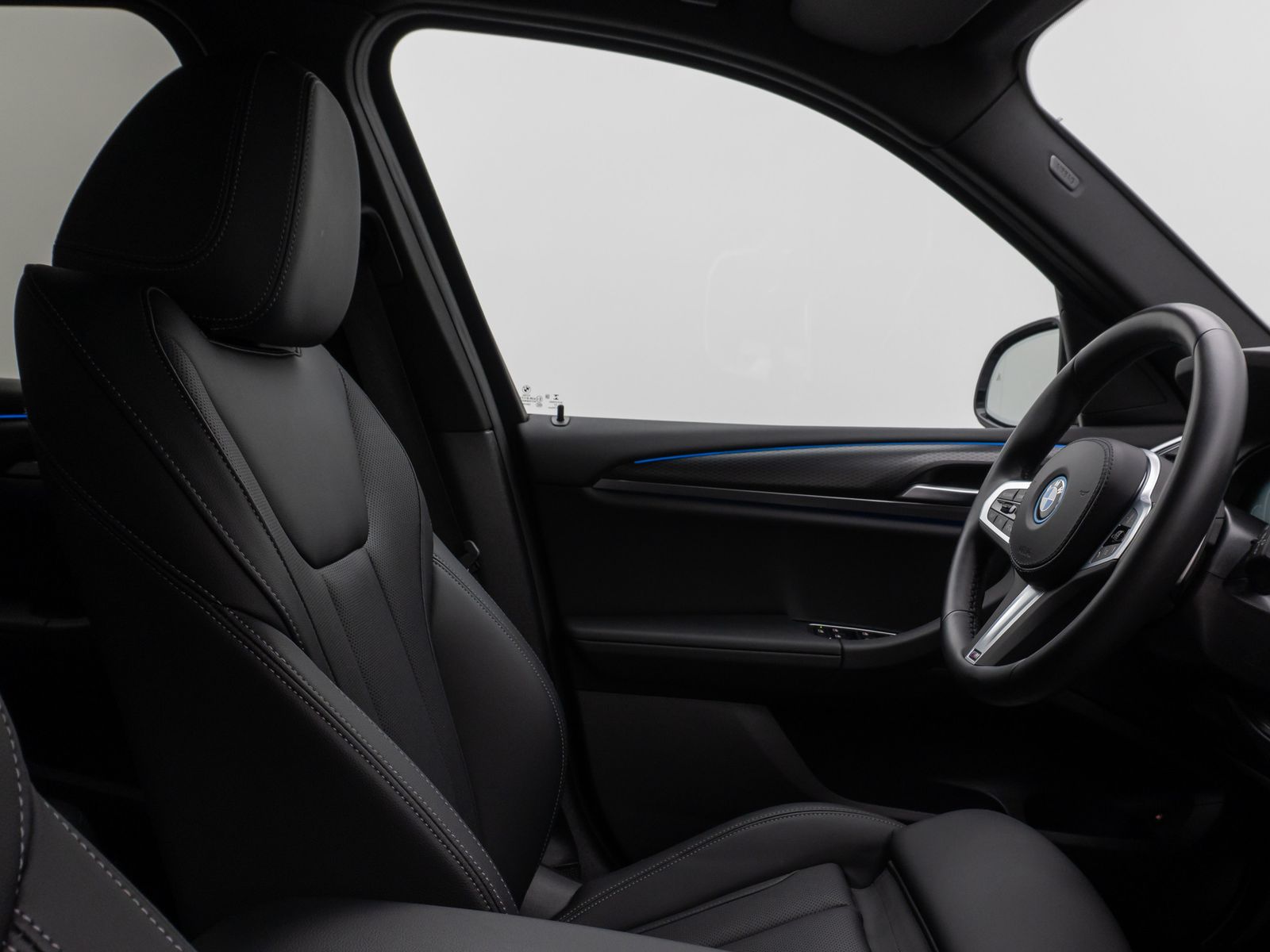 Fahrzeugabbildung BMW X3 xD30e M Sport Kamera Laser HUD DAB HiFi AHK